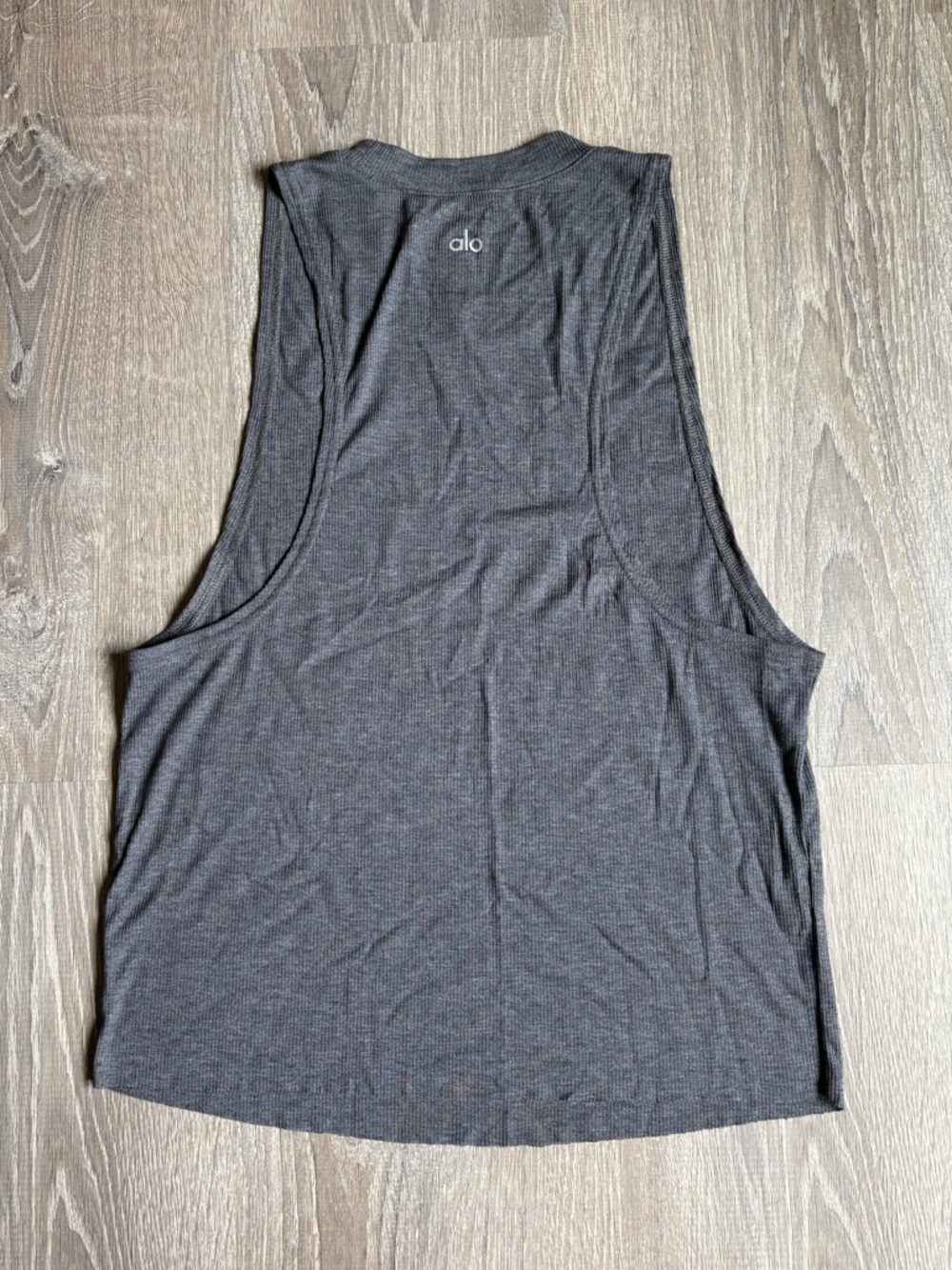 Alo Yoga Heat Wave Tank Grey Medium